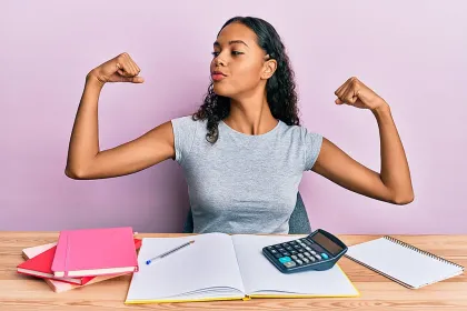 Volle Power in Sachen Bildung zahlt sich aus. Foto: Adobe Stock